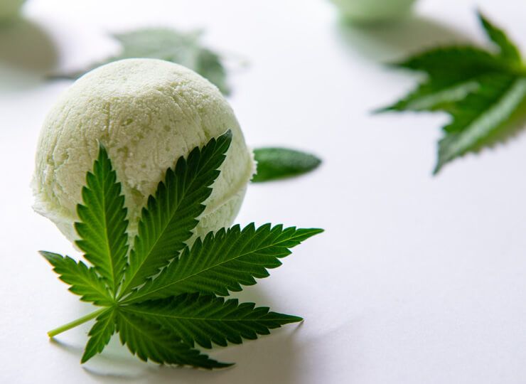 CBD bath bombs to use at home